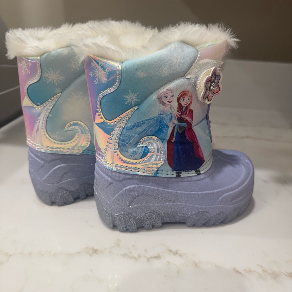 Frozen Themed Toddler Girl Snow Boots